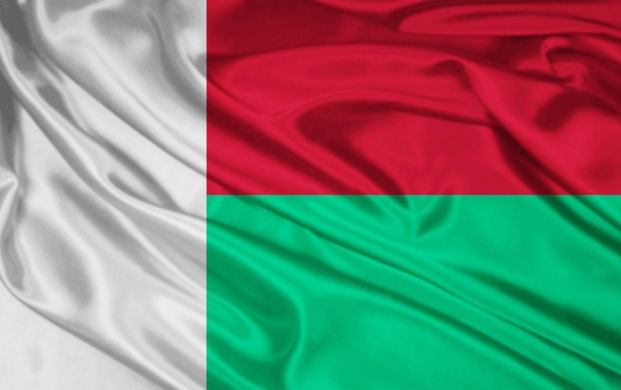 1280x810 Madagascar Flag wallpaper. Madagascar Flag, Desktop