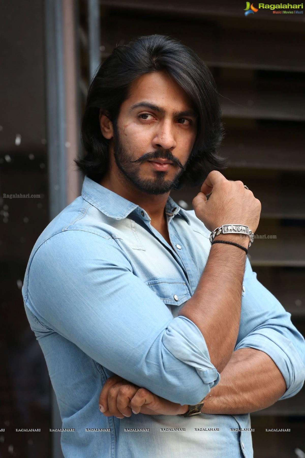 1200x1800 Thakur Anoop Singh Image 9. Telugu Cinema hero Photo Gallery, Phone