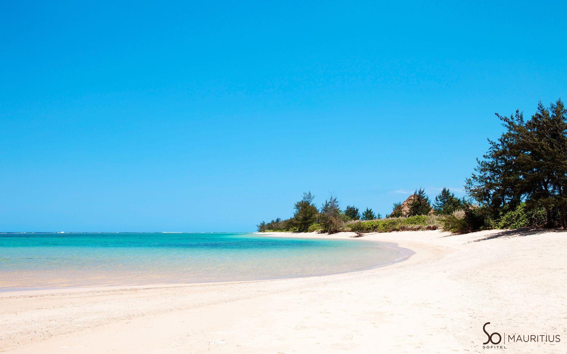 1920x1200 A turquoise lagoon on the Southern coast of Mauritius wallpaper, Desktop