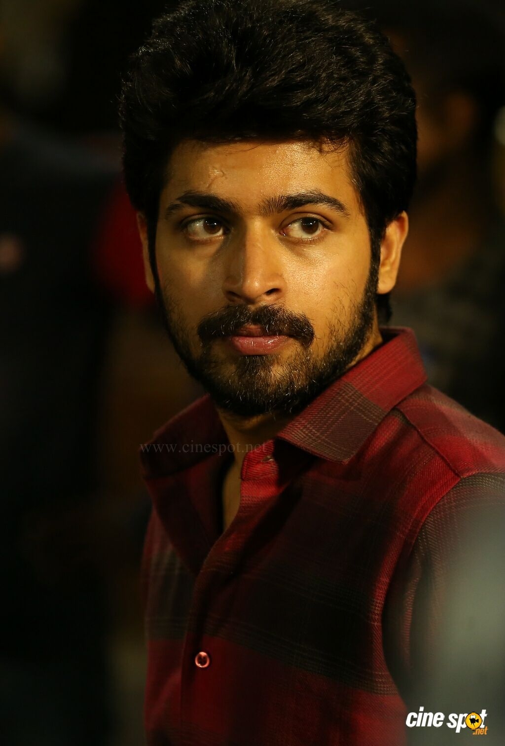 1030x1520 Harish Kalyan in Ispade Rajavum Idhaya Raniyum (15), Phone