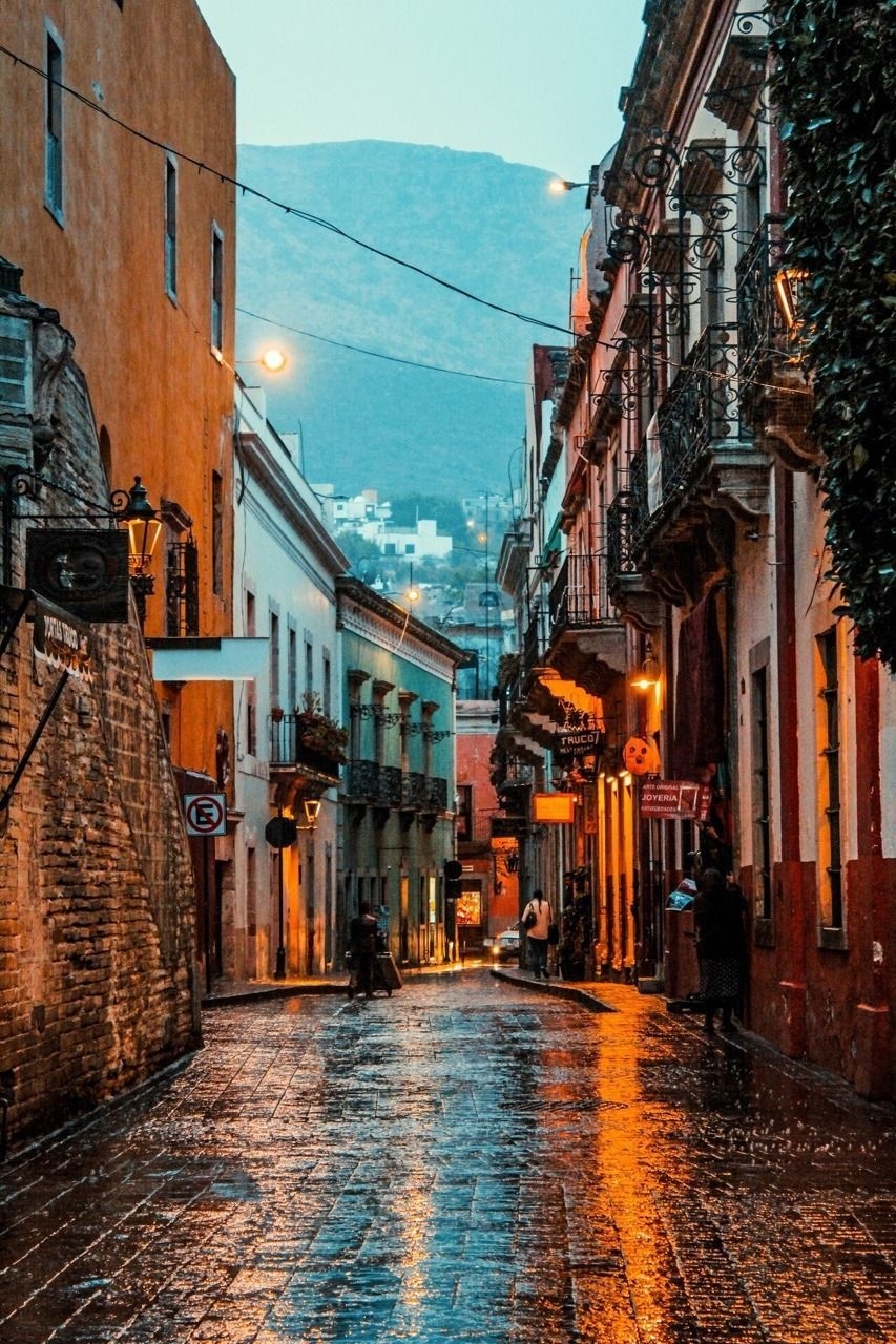 860x1280 Find beauty everywhere. Guanajuato mexico, Travel and tourism, Wonderful places, Phone