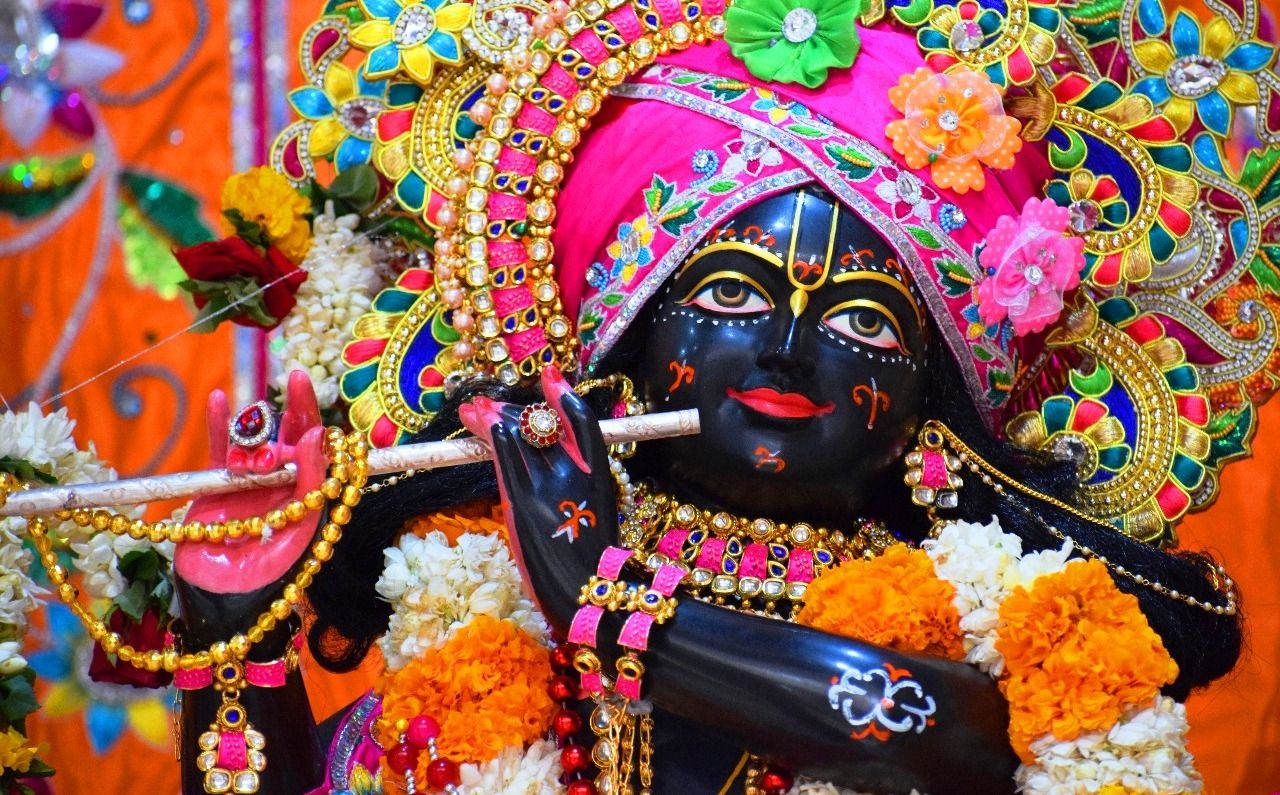 1280x800 HD Wallpaper of lord Krishna From ISKCON, Desktop