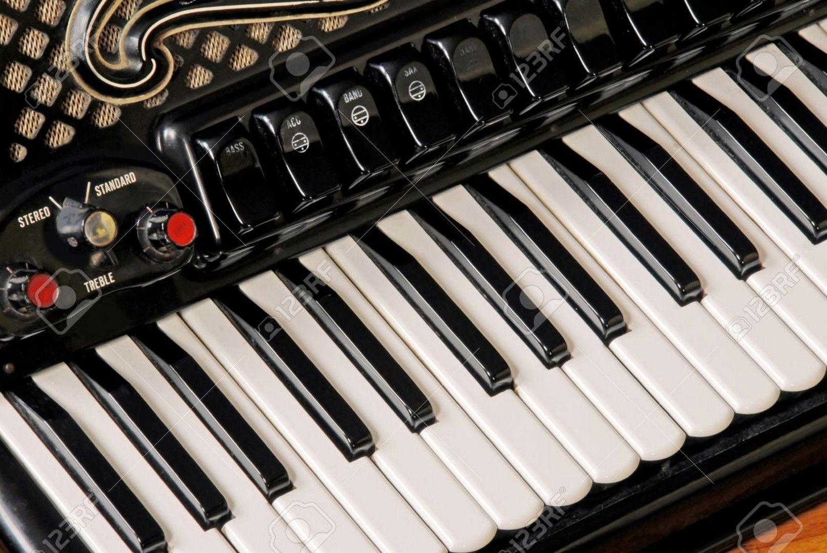 1620x1080 HD Accordion wallpaper. Accordion wallpaper HD, Desktop