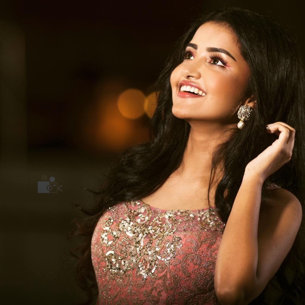 1030x1030 Anupama Parameswaran Red Magazine Hot Photo Shoot ULTRA HD Photo, Phone