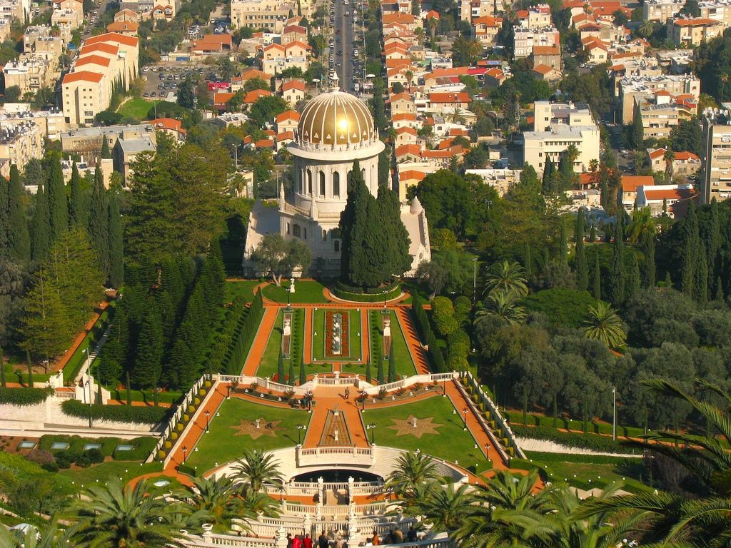 1030x770 Bahá'í Gardens. Haifa, Israel, Desktop