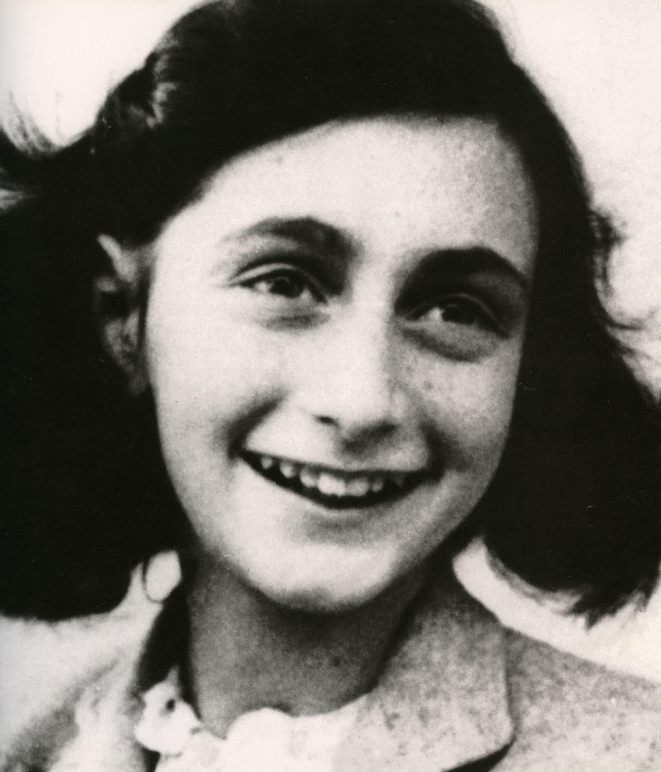 2140x2500 Anne Frank Photo, Phone