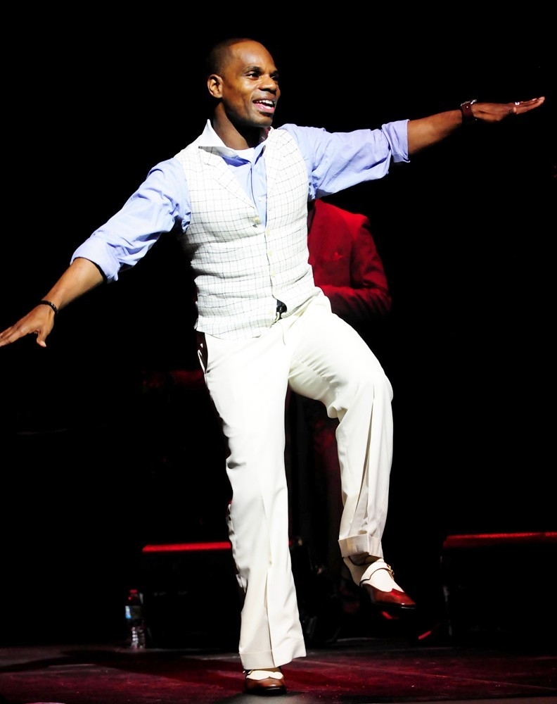 800x1000 Kirk Franklin Picture 3 with High Quality Photo, Phone