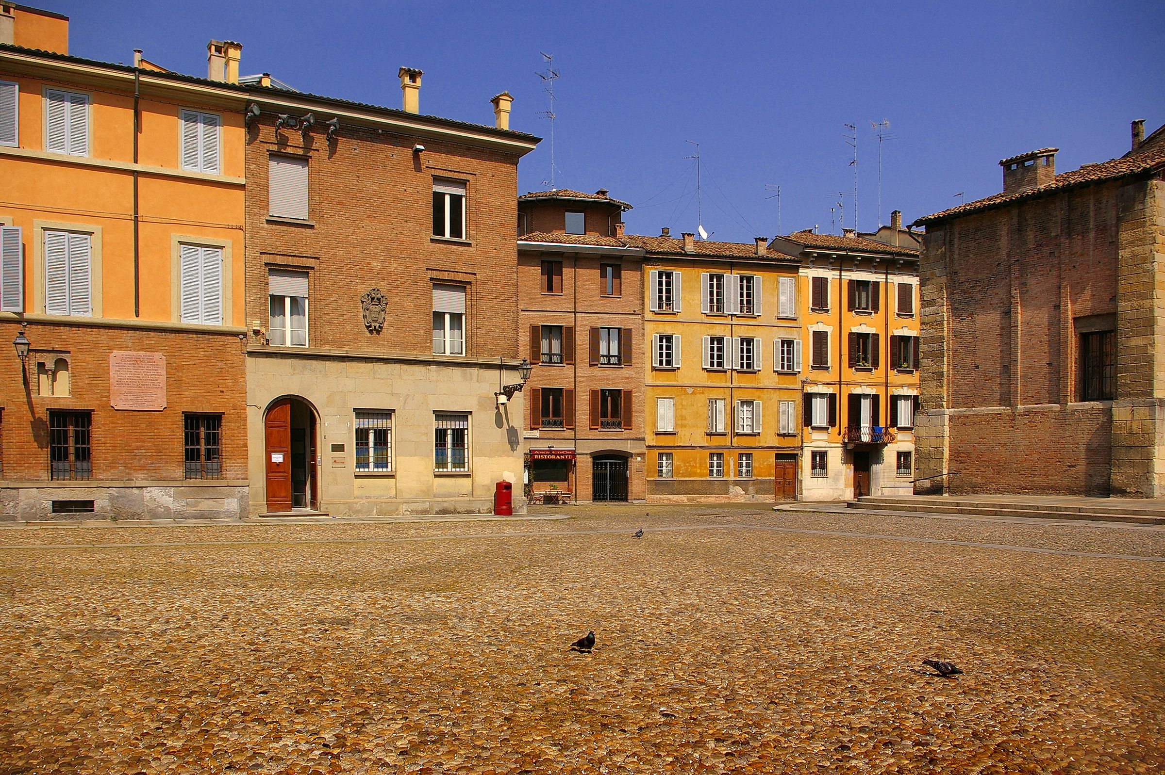 2400x1600 Old buildings in Parma, Italy wallpaper and image, Desktop