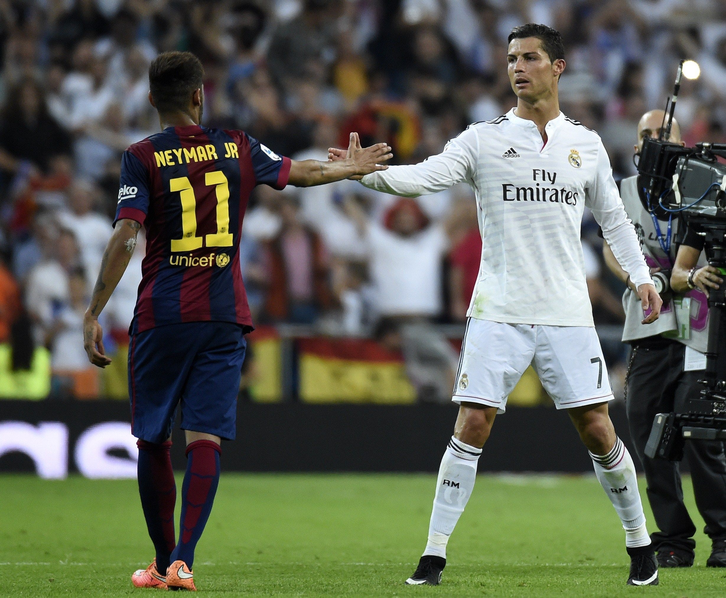 2460x2030 Neymar: Real Madrid Rival Cristiano Ronaldo Deserves This Award, Desktop