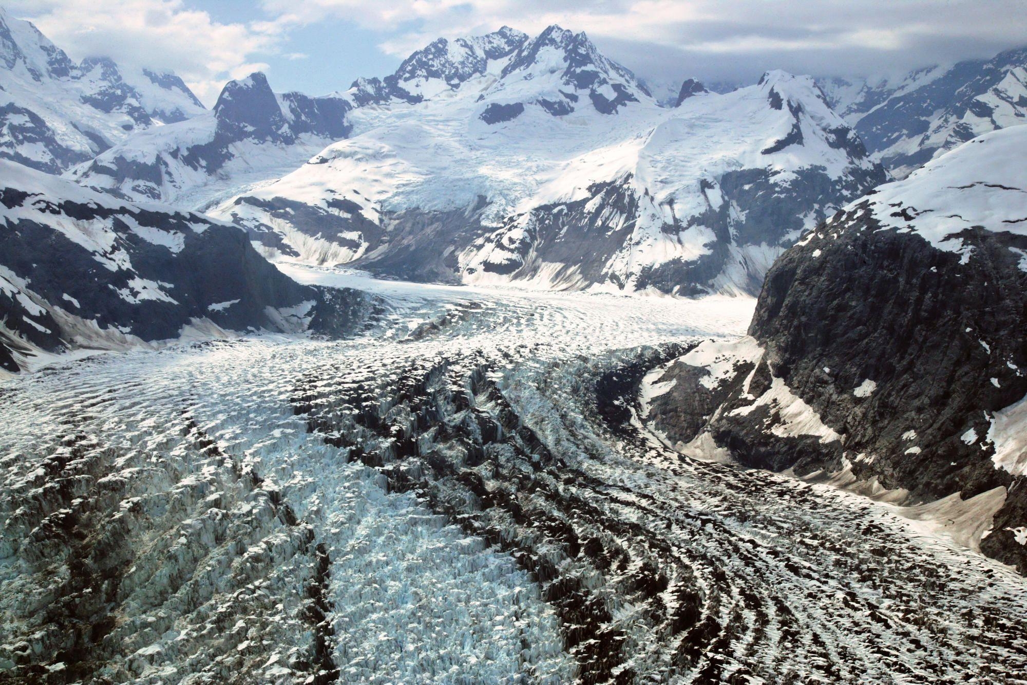 2000x1340 Glacier Bay National Park and Preserve Park in Alaska, Desktop