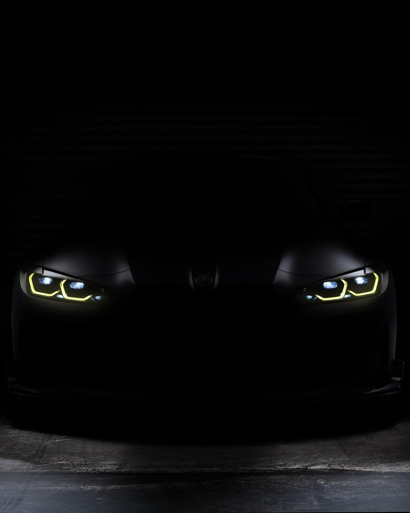 1640x2050 2023 BMW M4 CSL Teased With New Headlights And Taillights, Phone