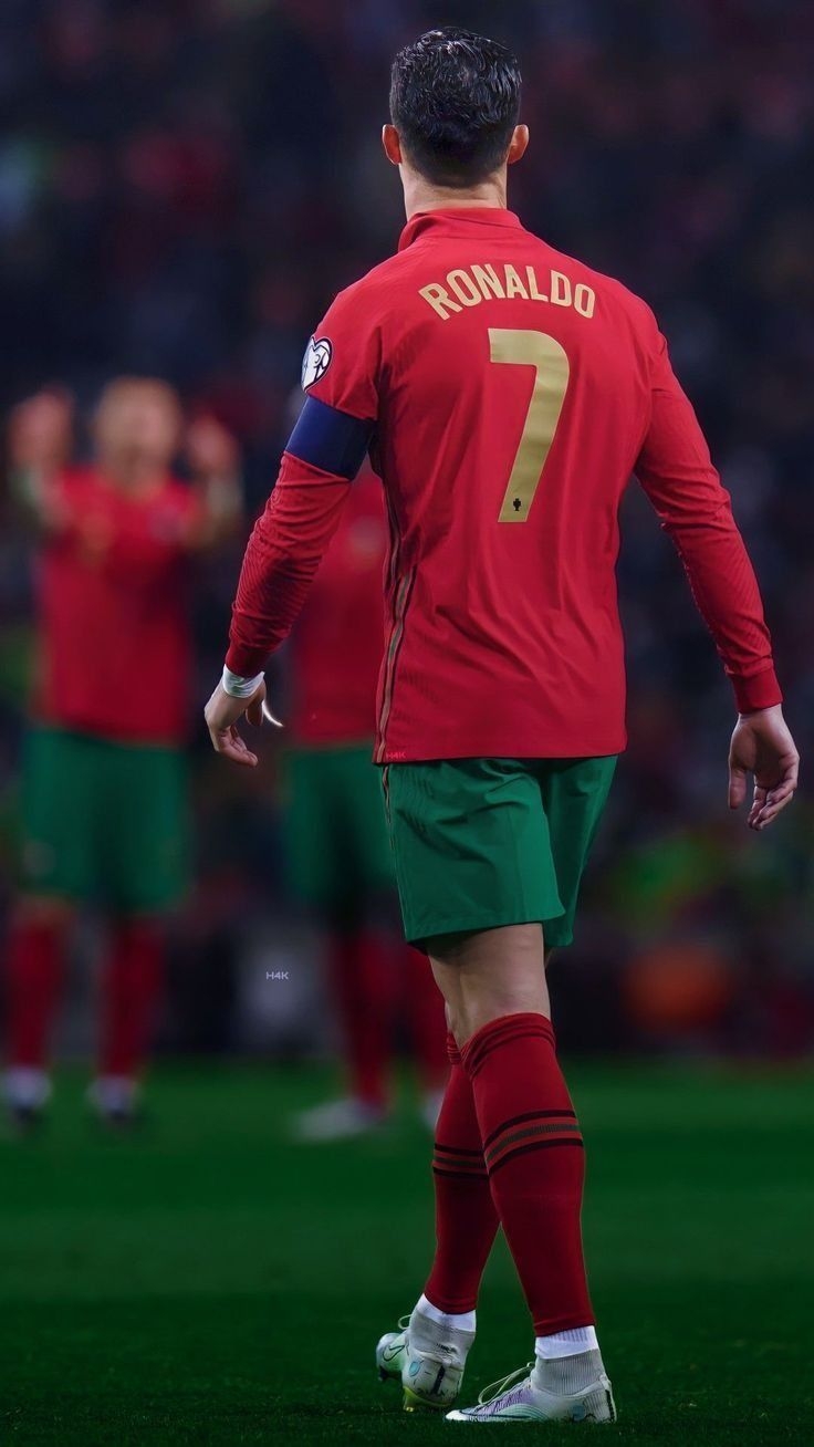 740x1310 Best Cristiano Ronaldo Wallpaper 4K, Phone