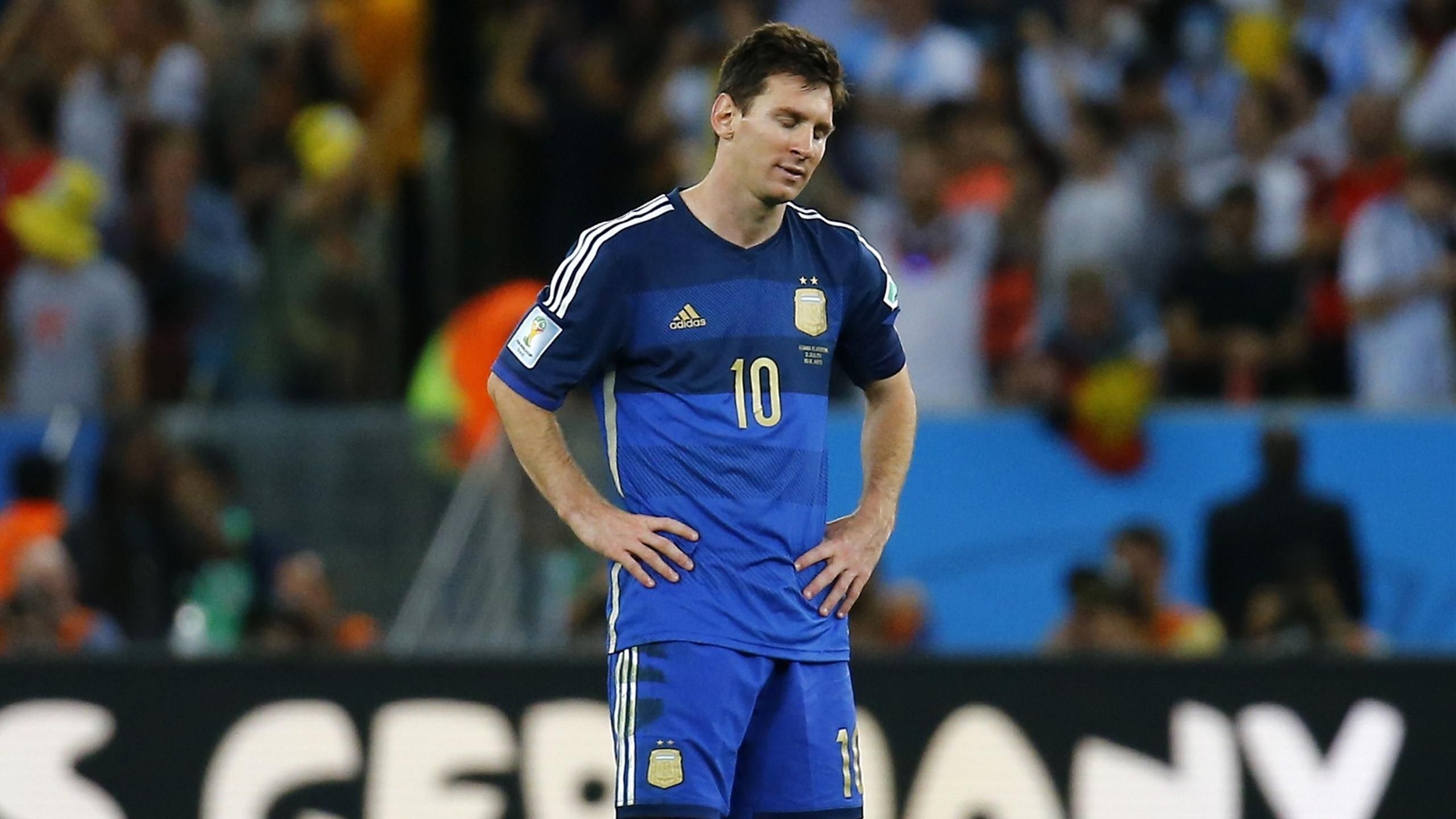 2560x1440 Messi wins 'sad prize' as international dream remains elusive, Desktop