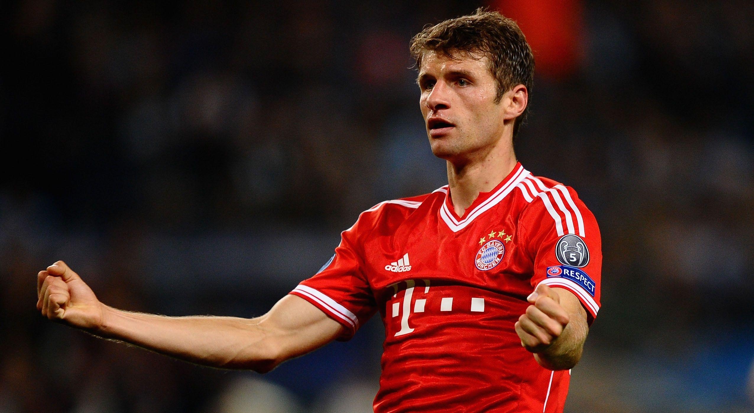 2560x1400 Thomas Muller Wallpaper 15 X 1396, Desktop