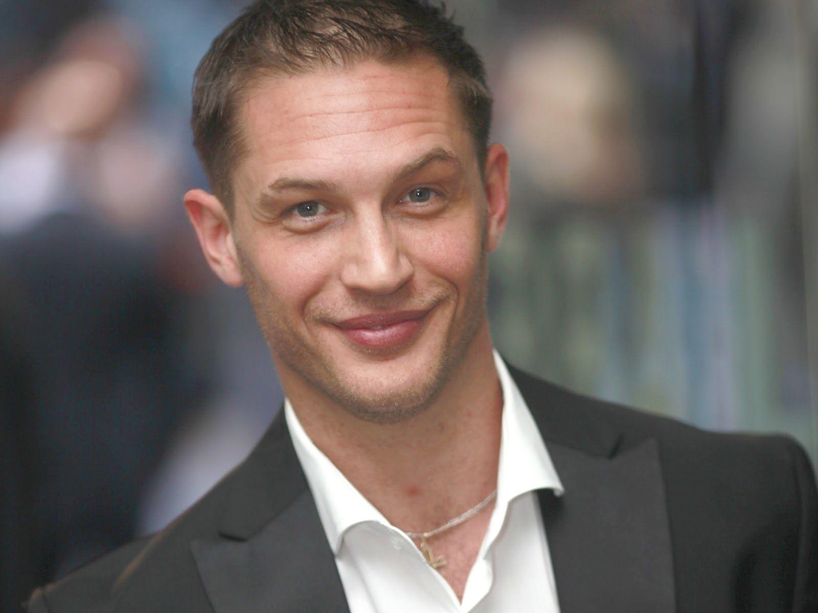 1600x1200 Actor Tom Hardy wallpaper and image, picture, photo, Desktop