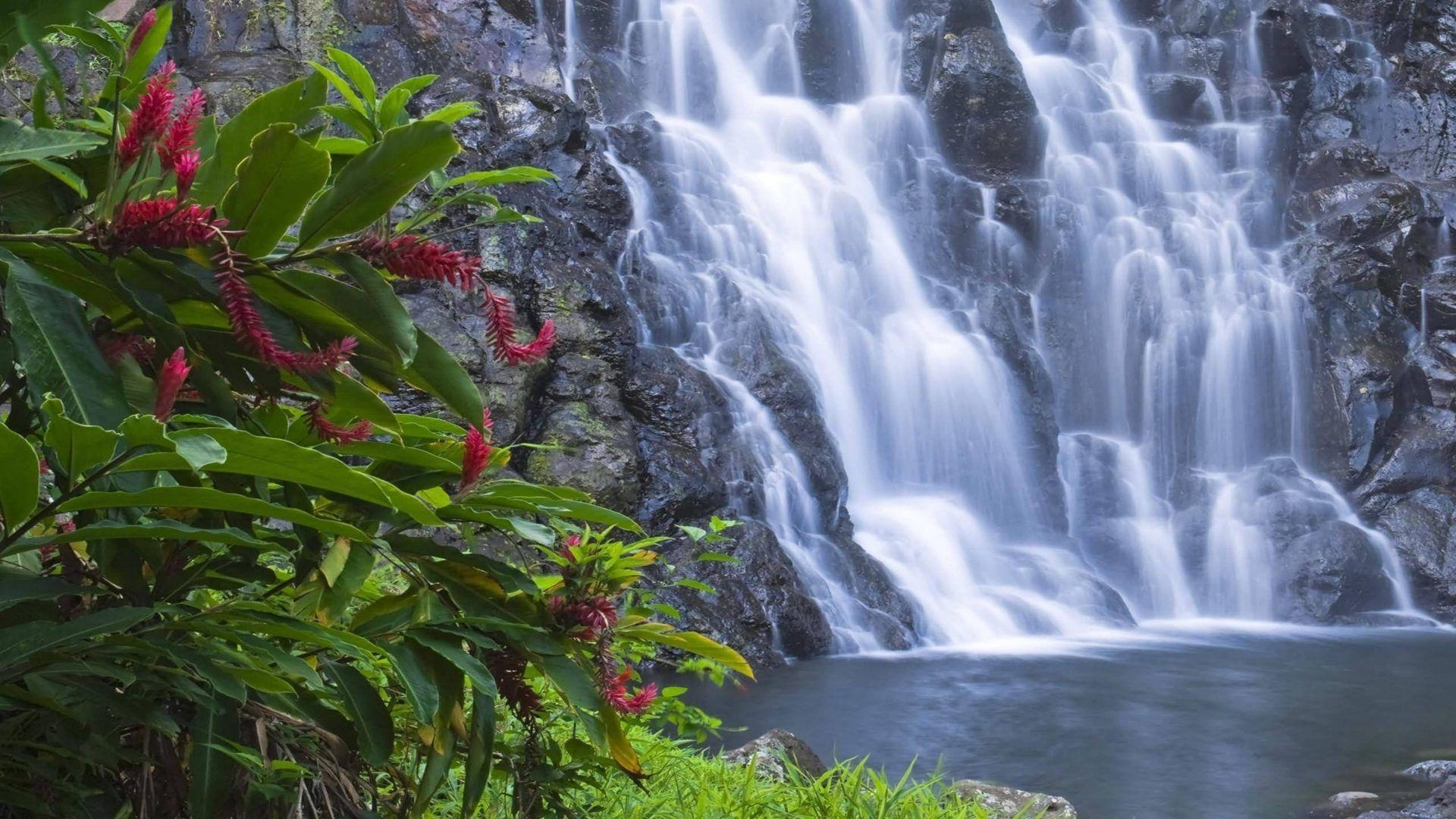 1920x1080 Kepirohi Waterfall Is Located Close To Nan Madol Pohnpei Federated, Desktop