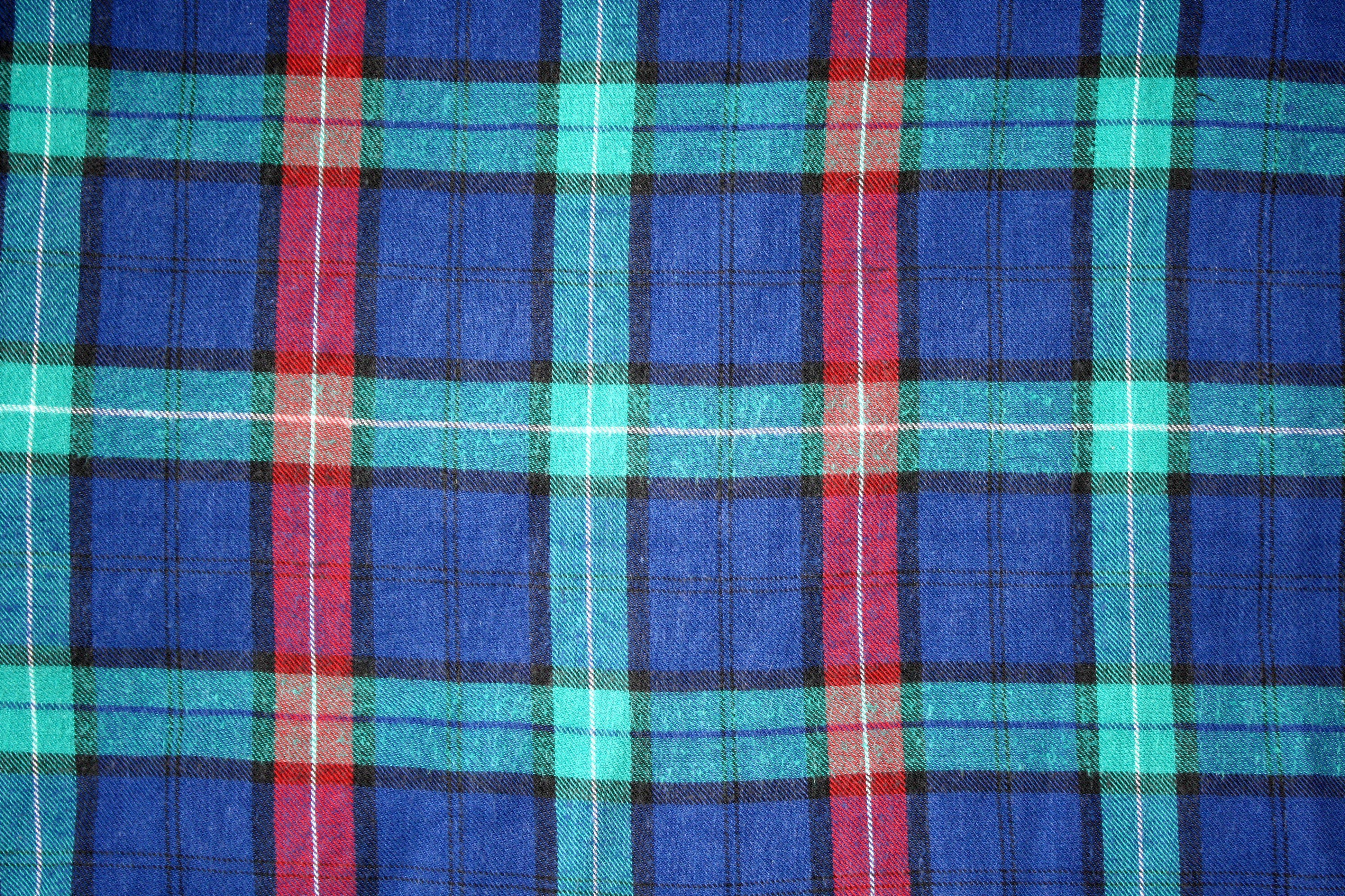 3890x2600 Plaid 2016 HDQ Cover, Desktop