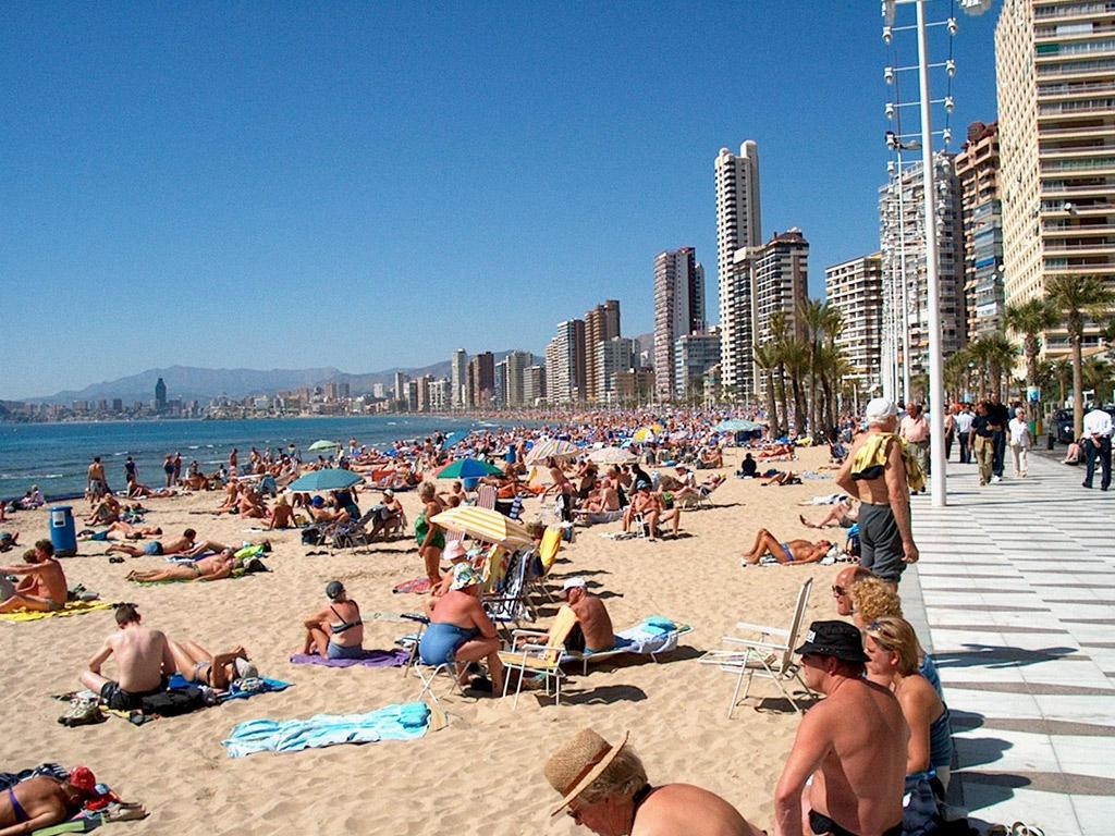 1030x770 Benidorm travel photo. Brodyaga.com image gallery: Spain, Pais, Desktop