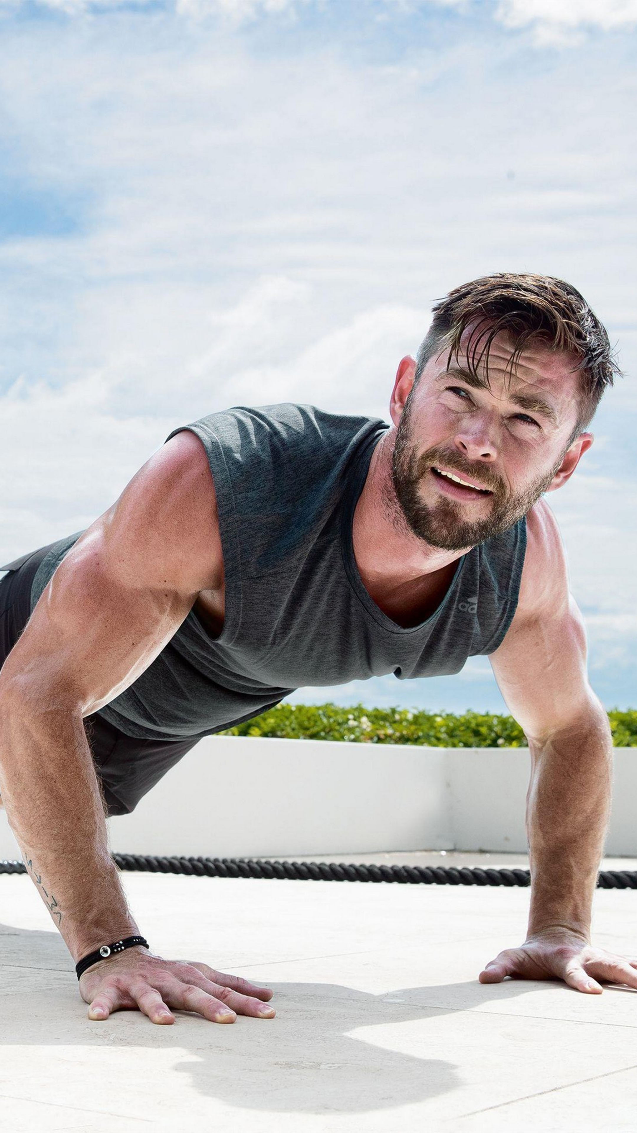 2160x3840 Chris Hemsworth Push Ups Workout 4K Ultra HD Mobile Wallpaper, Phone