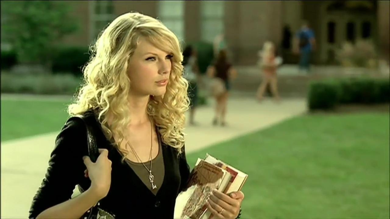 1280x720 Picture of Taylor Swift in Music Video: Love Story, Desktop