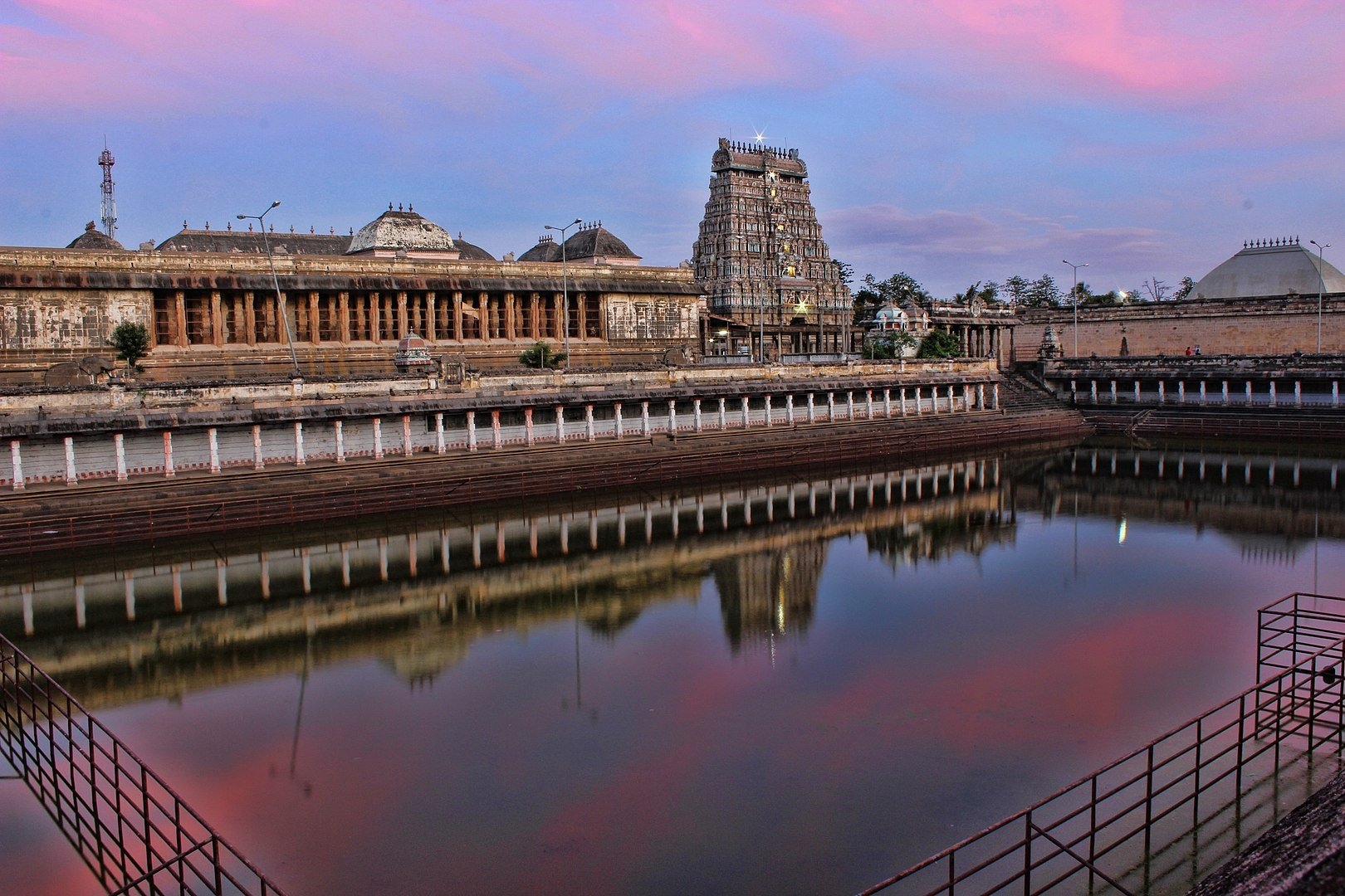 1620x1080 Nataraja Temple Chidambaram, Desktop