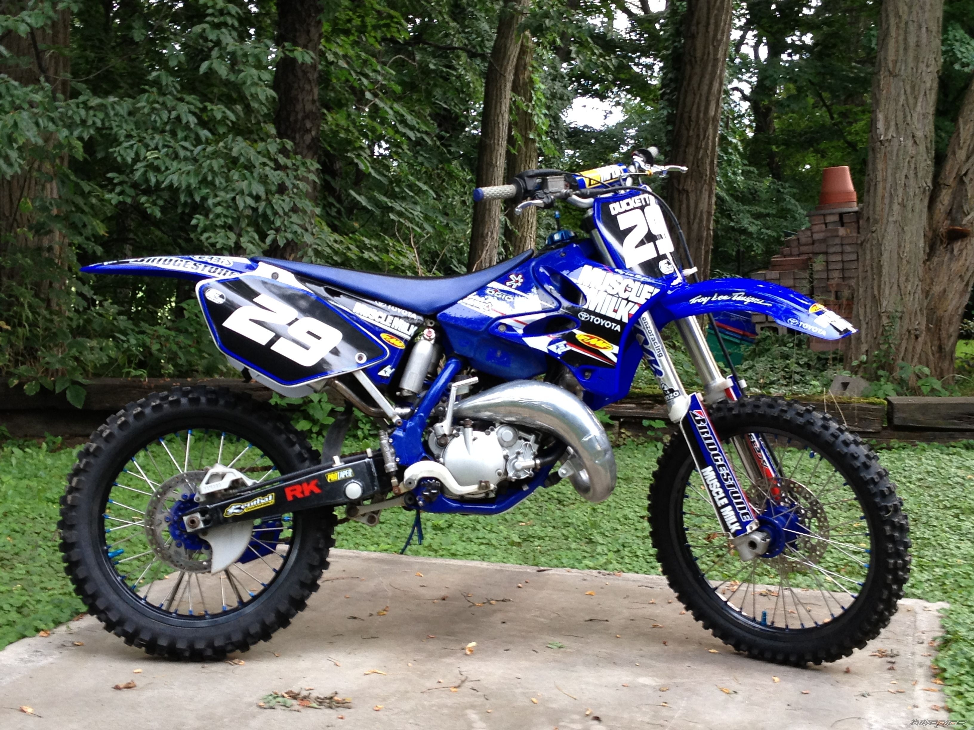 3270x2450 Yamaha YZ 125.ZombDrive.COM, Desktop