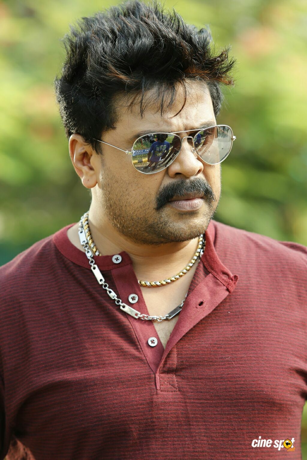 1030x1540 Dileep in Ring Master Movie Photo (17), Phone