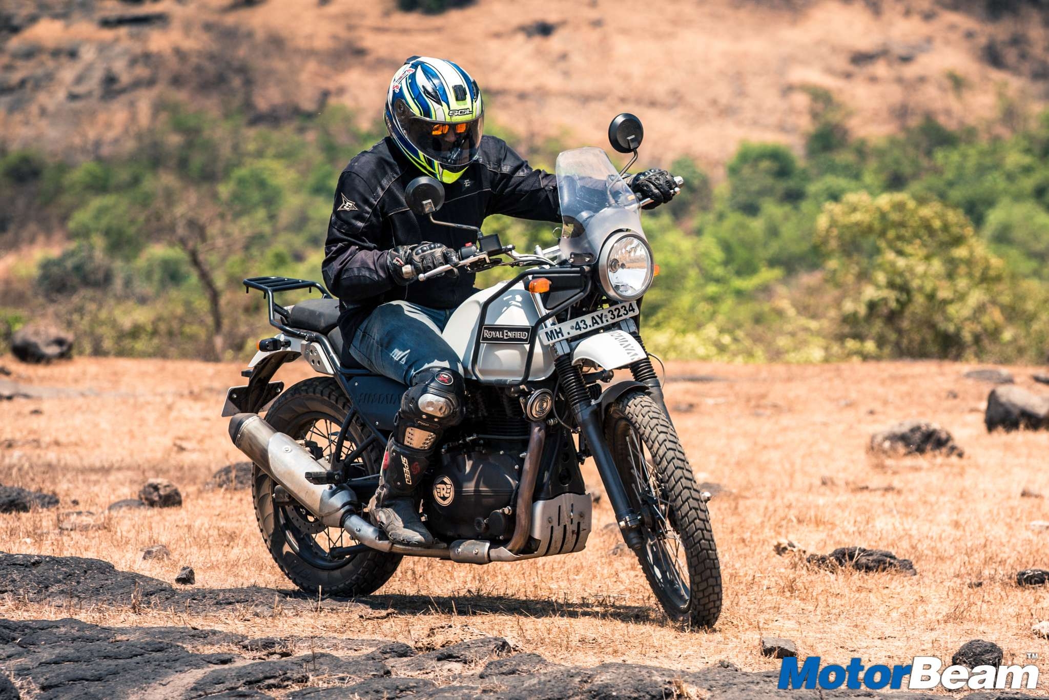 2050x1370 Royal Enfield Himalayan ABS, BS4 Showcased At EICMA. MotorBeam, Desktop