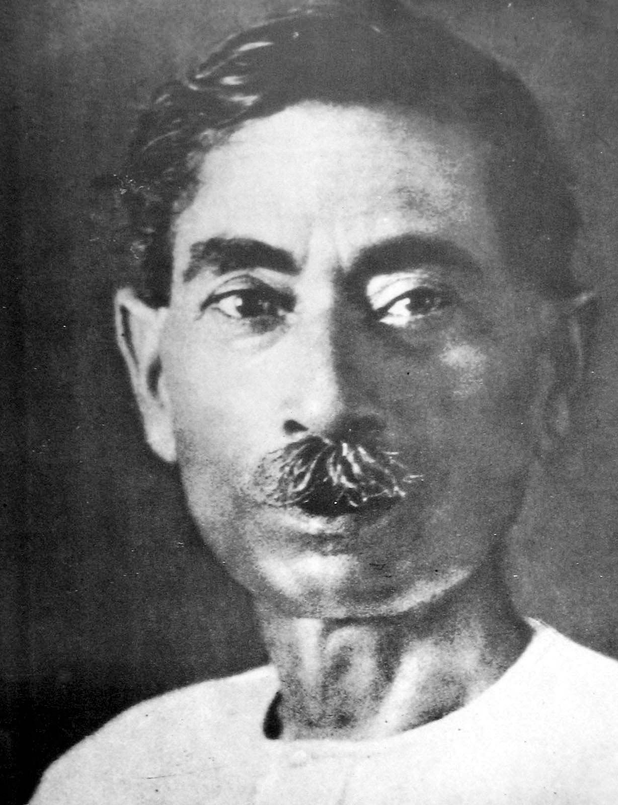 1230x1600 Premchand, Phone