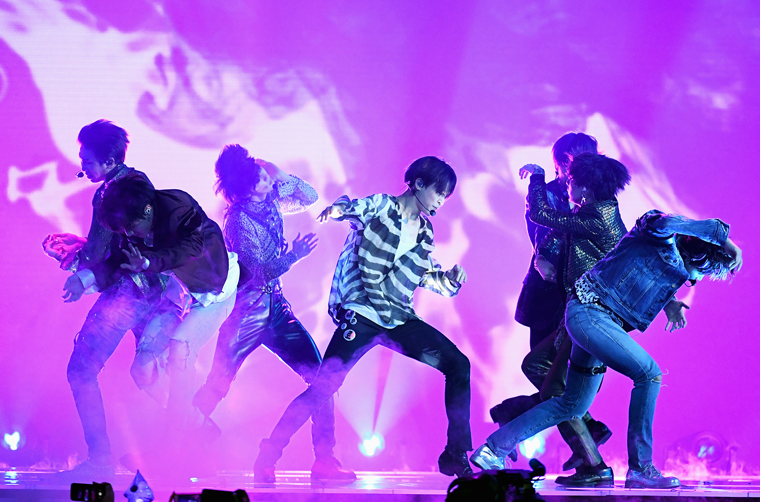 1550x1030 BTS Rules Social Media With 'Fake Love' Performance at 2018, Desktop