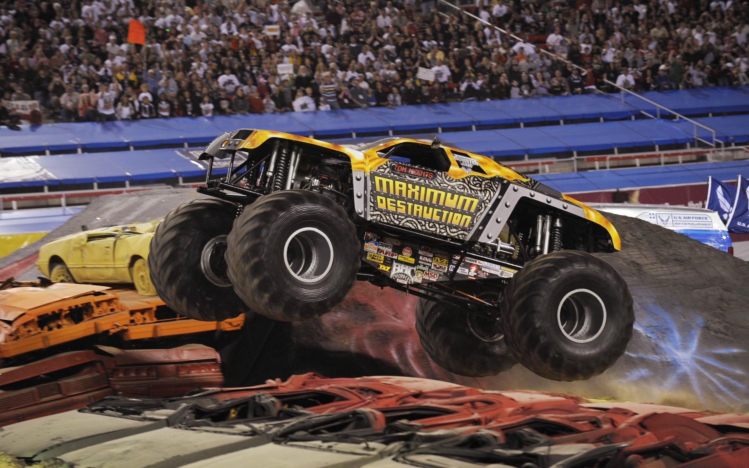 2560x1600 Monster Jam HD Wallpaper, Desktop