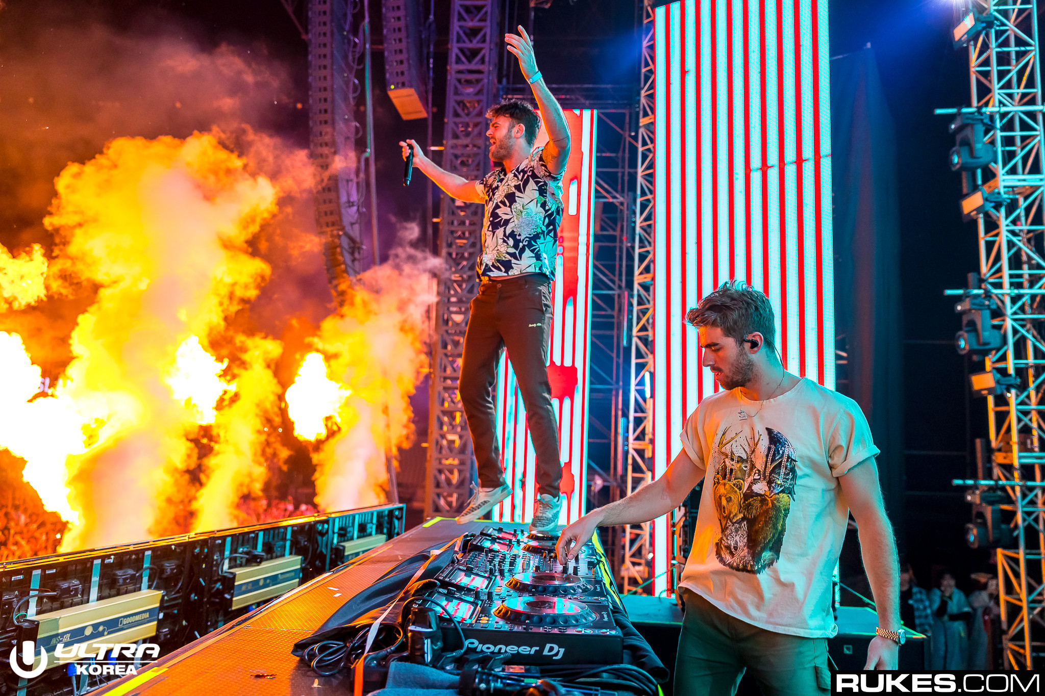 2050x1370 The Chainsmokers Archives. We Rave You, Desktop