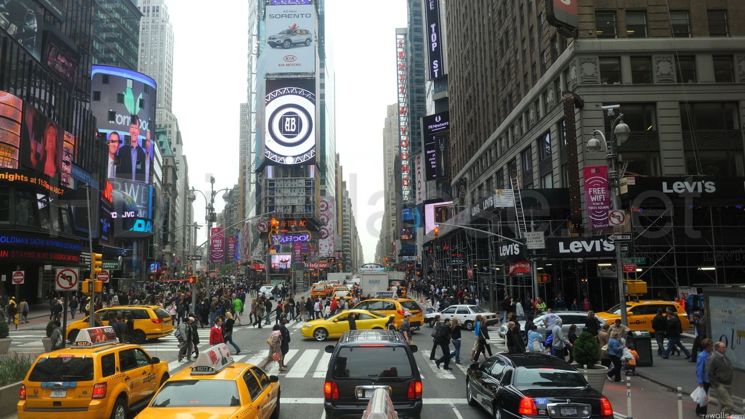2560x1440 Time square nyc, Desktop