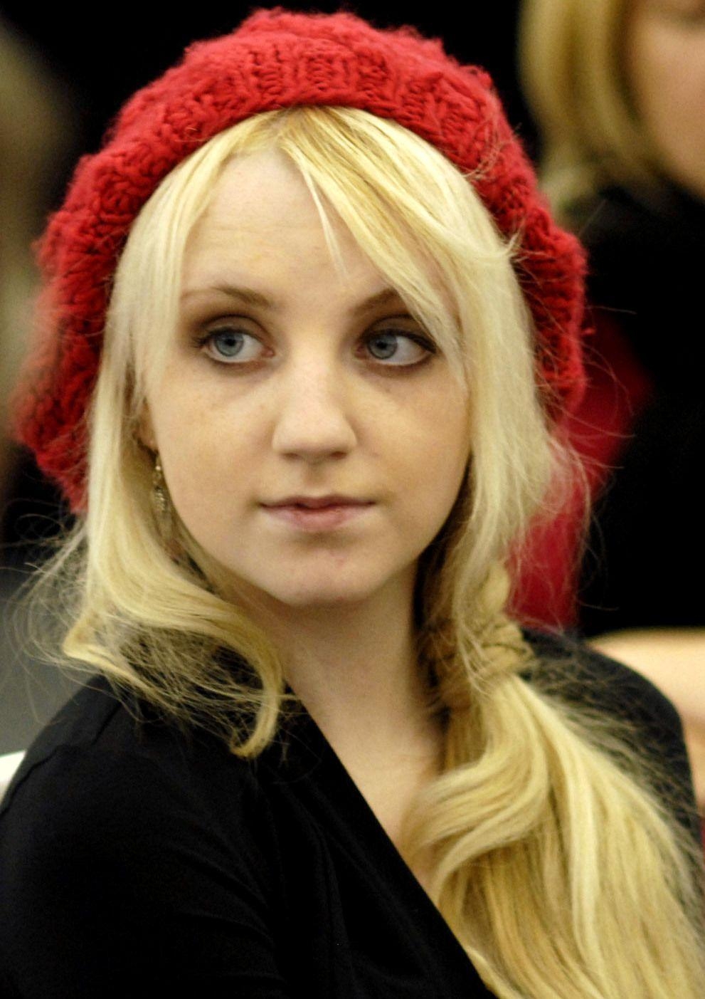 1000x1410 Desktop Wallpaper Evanna Lynch #h451901. Girls HD Image, Phone