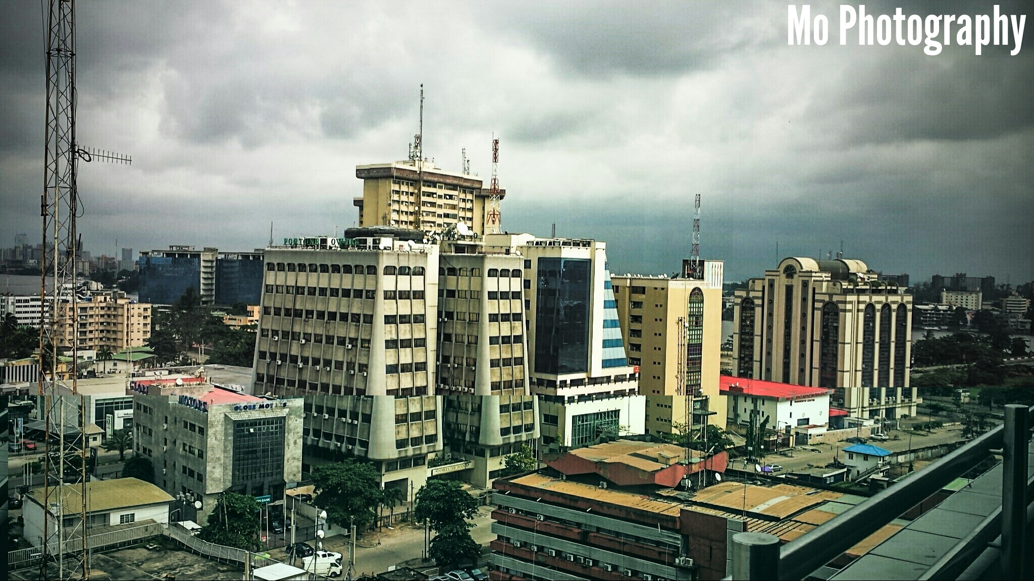 2050x1160 Amazing Picture Of Lagos, Nigeria, Desktop