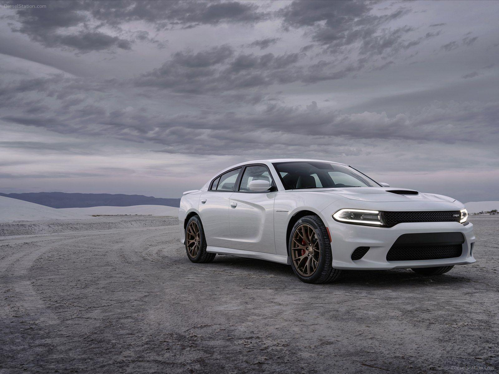 1600x1200 Dodge Charger SRT Hellcat 2015 Exotic Car Wallpaper of 118, Desktop