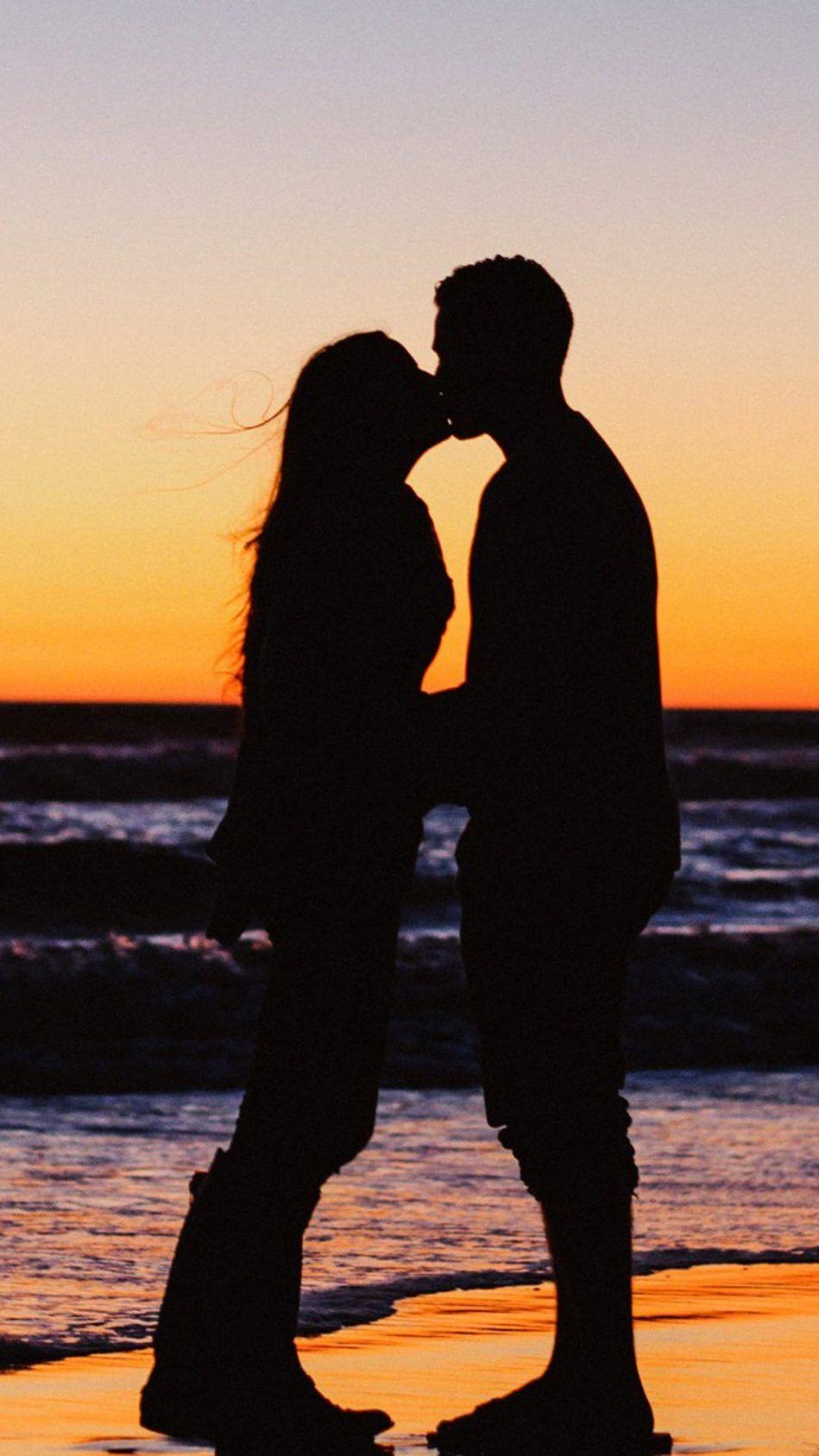 950x1690 Couple Lovers Kissing Beach Sunset. Couples, HD cool wallpaper, Phone