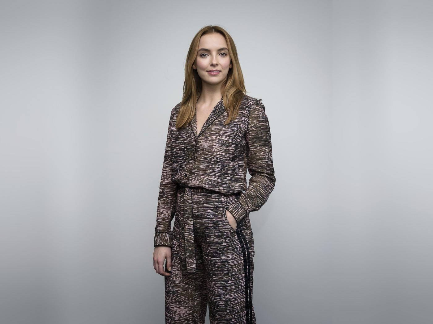 1400x1050 Download  wallpaper jodie comer, photohoot, standard, Desktop