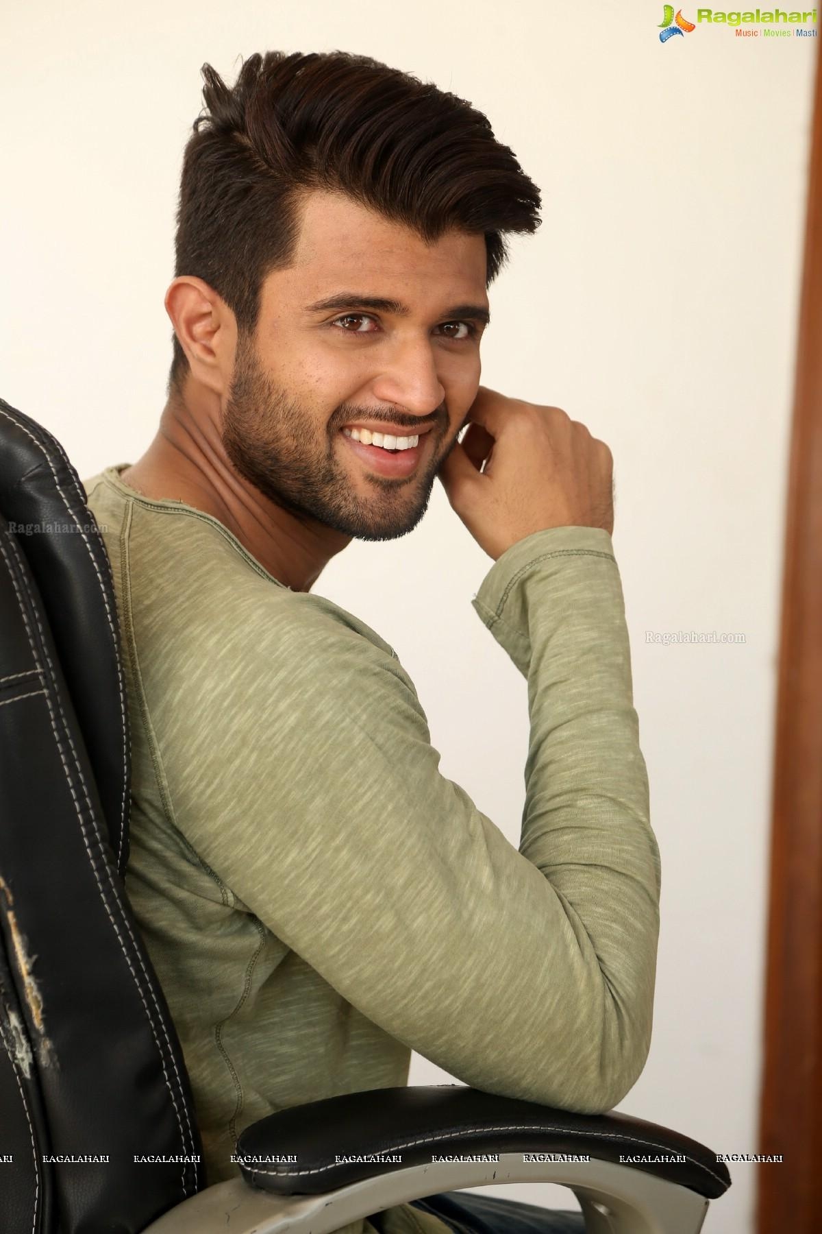 1200x1800 Vijay Devarakonda Photo Gallery Wallpaper, Phone