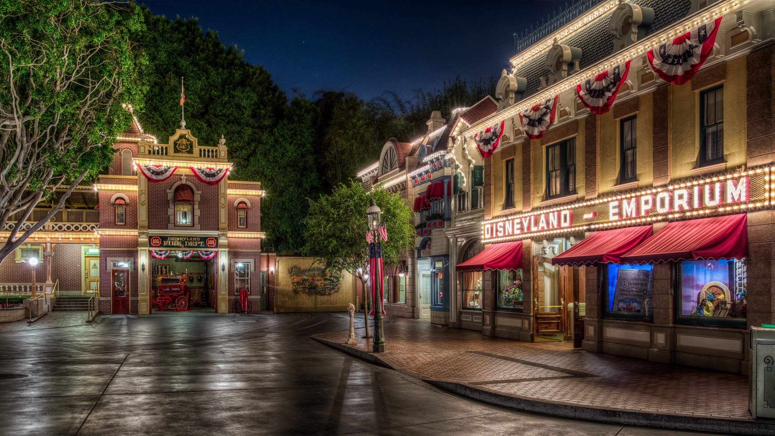 2560x1440 USA Disneyland Parks Wallpaper, Desktop