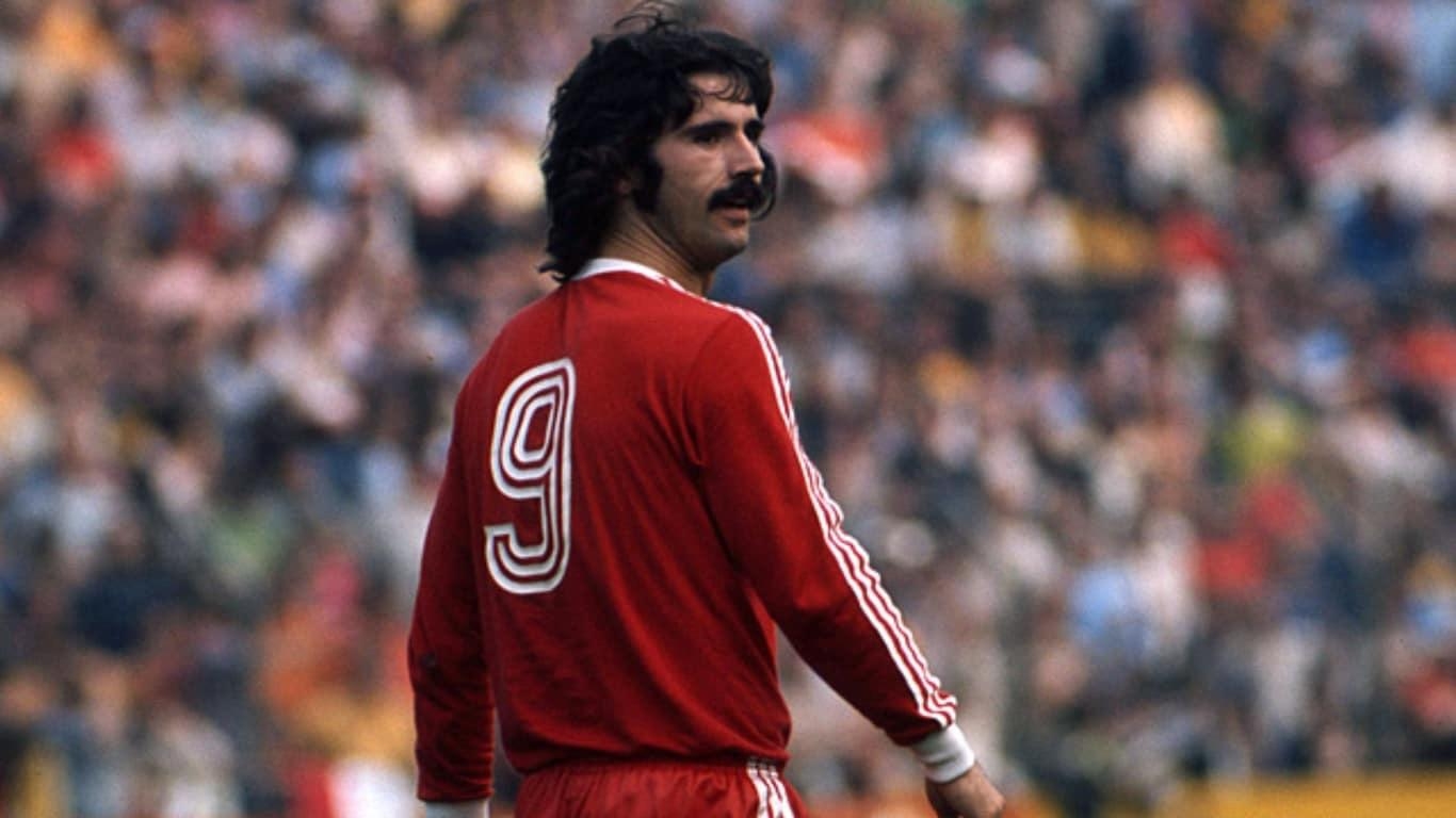 1370x770 Happy birthday, Gerd Müller!, Desktop