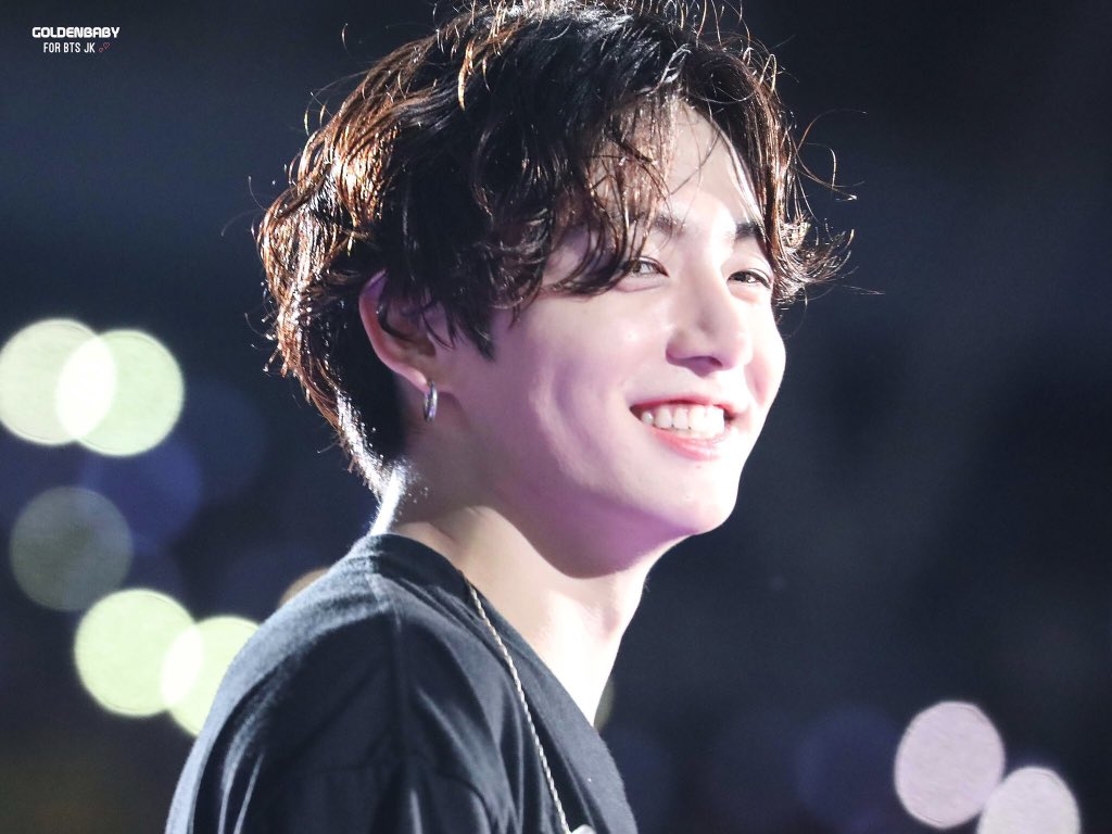 1030x770 jungkook pics's smile, Desktop