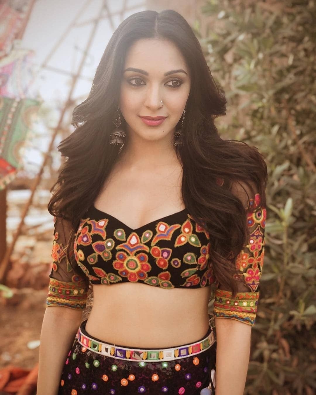 1080x1350 Kiara Advani HD Image, Photo And Wallpaper Free Download HD Photo, Phone