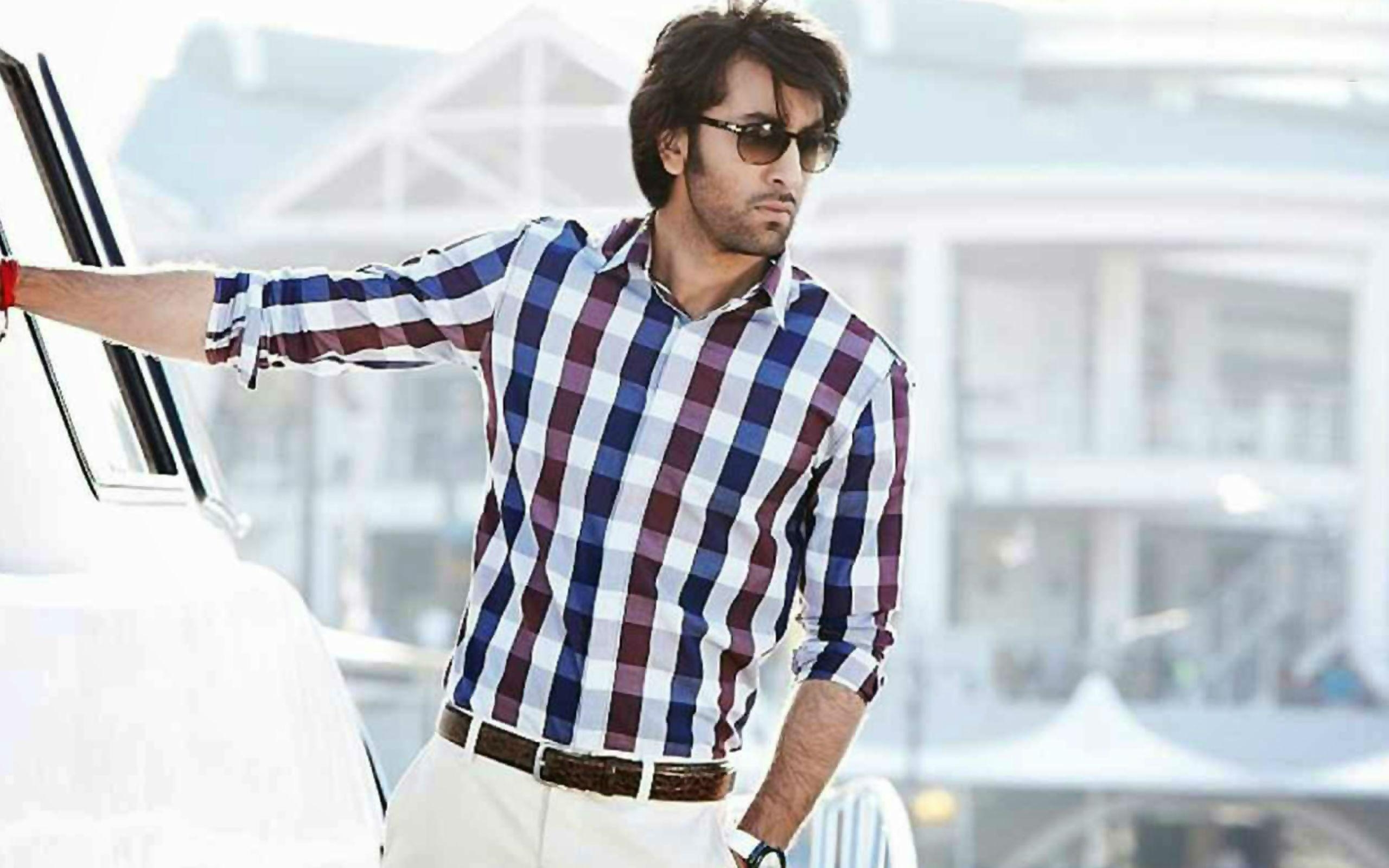 2560x1600 Ranbir Kapoor- Biography. Movies. Net worth. Family. Girlfriend. Height, Desktop