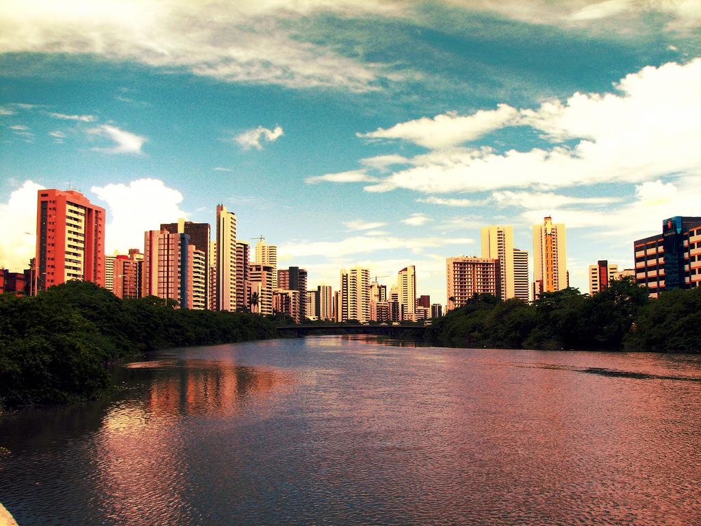 1030x770 HOURS IN RECIFE (PERNAMBUCO) BY JOHNNY HOOKER, Desktop