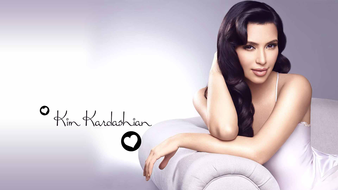 1370x770 Kim Kardashian Wallpaper Kardashian HD Wallpaper Free Download, Desktop