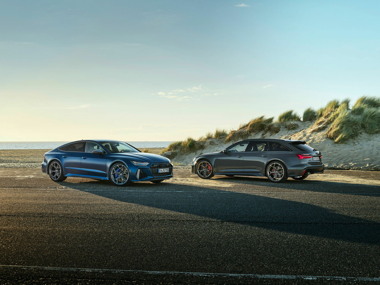 1280x960 Dynamic power meets expressive design: The Audi RS 6 Avant performance and RS 7 Sportback performance, Desktop