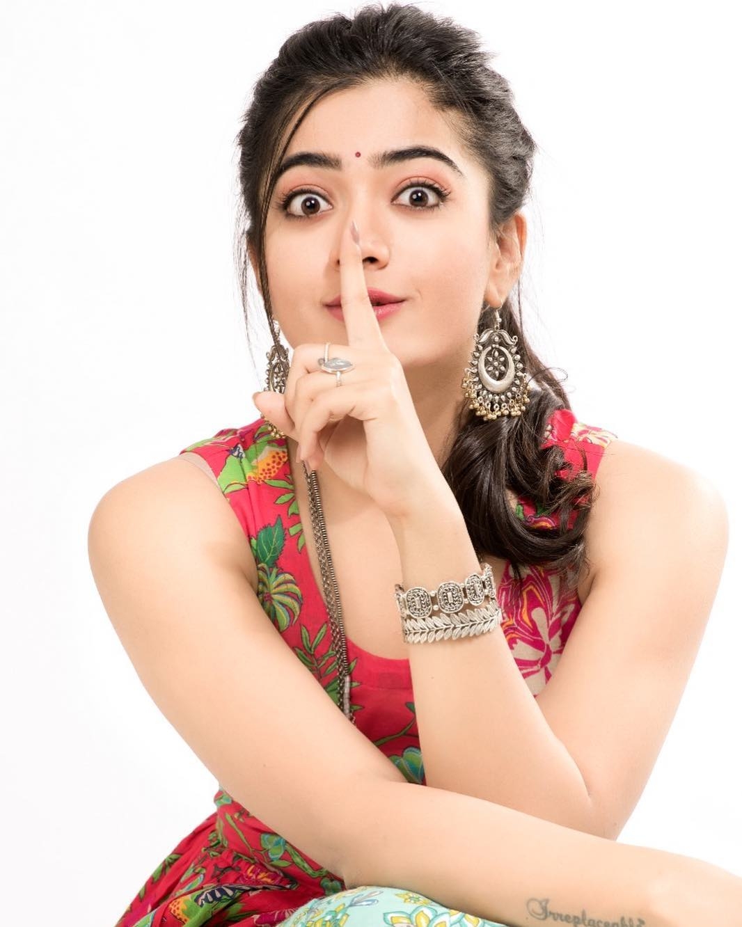 1070x1340 Rashmika Mandanna HD Image and Wallpaper, Cute image, Phone