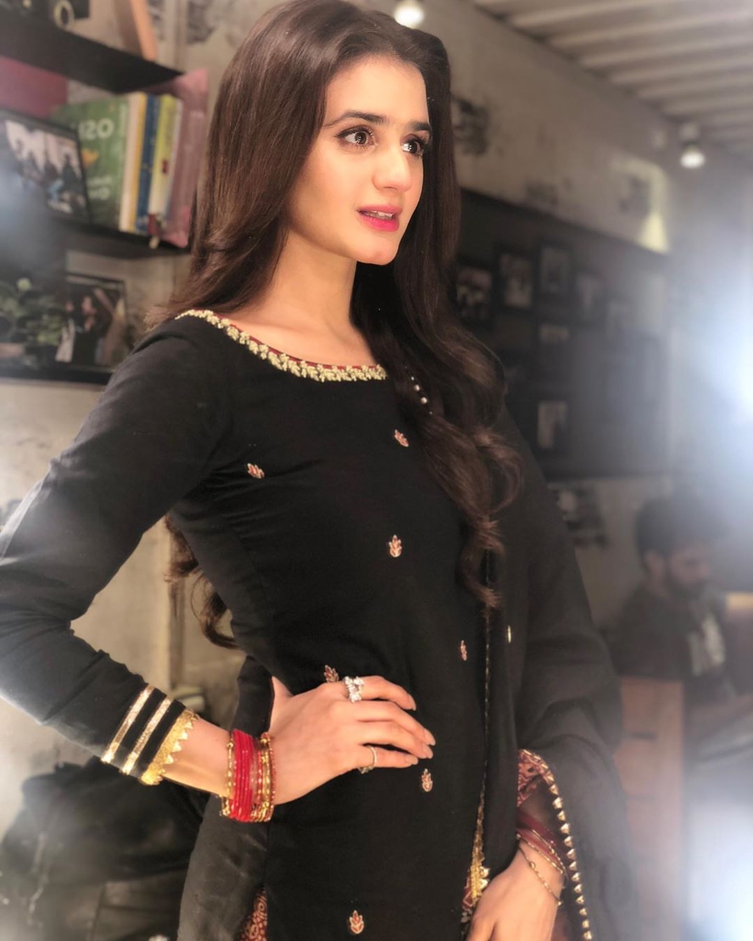 1080x1350 Latest Clicks of Hira Mani During her Photo Shoot, Phone