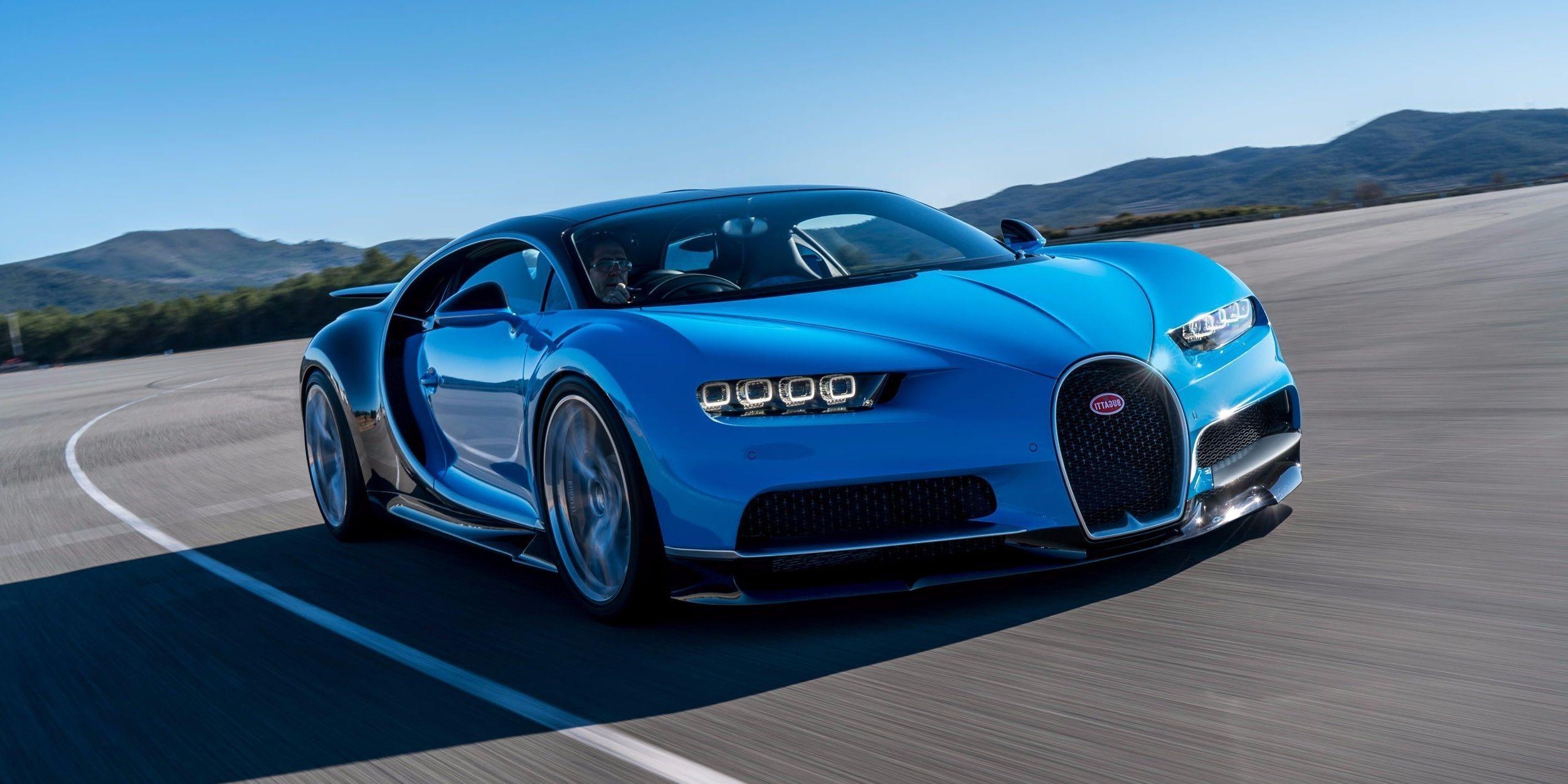 2500x1250 Bugatti Chiron Car Superb Front View Wallpaper. Famous HD Wallpaper, Dual Screen